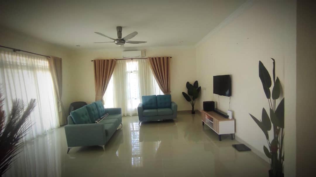 Anugerah Residence Langkawi Пантай Ченанг Екстериор снимка